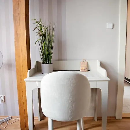 Cozy Modern Apartment In The Old Town - Hlavna Street Kosice Exterior photo